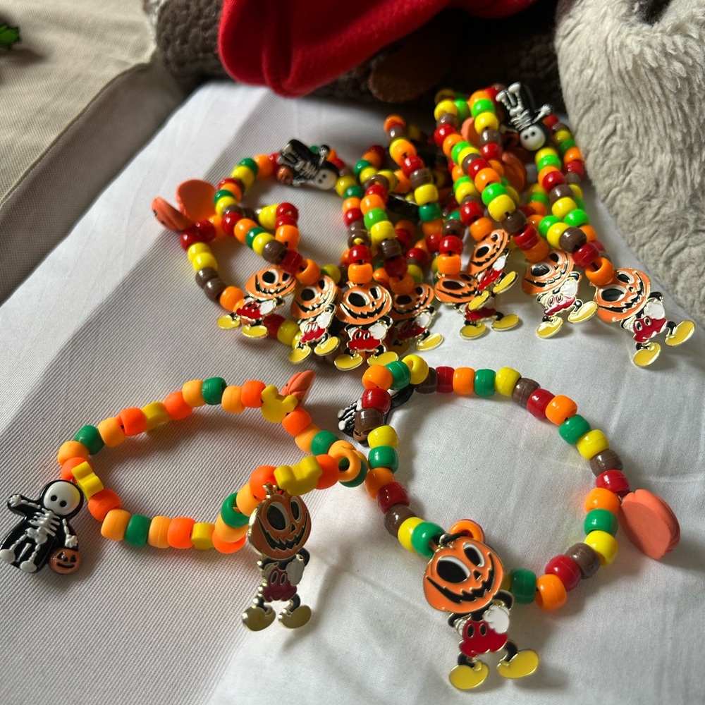 Mickey Mouse pumpkin head Halloween beaded Disney bracelets